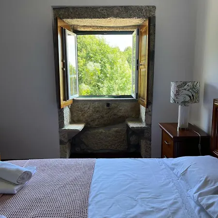 Quinta Da Vinha Velha * Labrujo